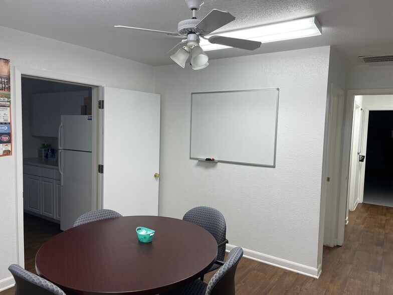 More Photos Of 903 S 8th St, La Porte Light Distribution For Sale