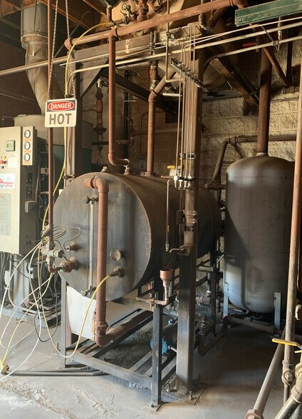 More Photos Of 1641 N 8th St, Colton Food Processing For Lease