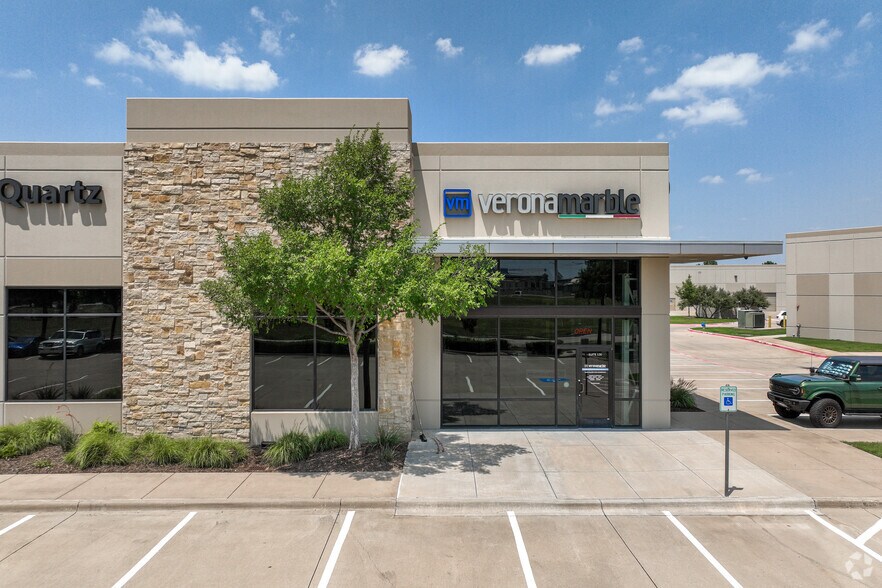 More Photos Of 6601 Cascades Ct, The Colony Unknown For Sale