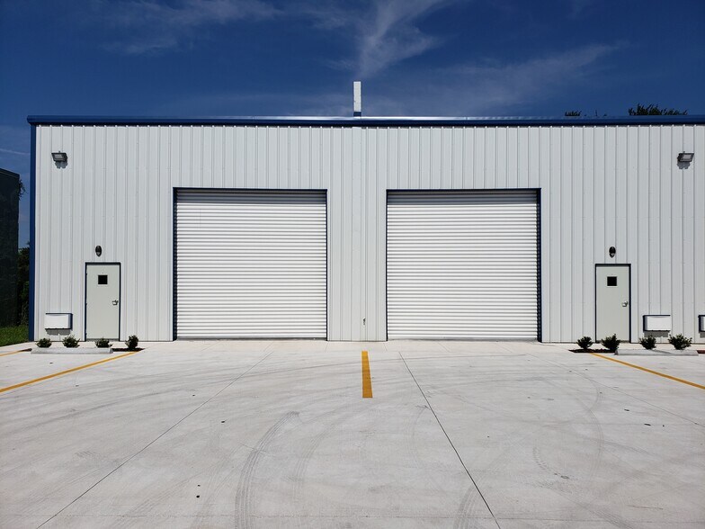 More Photos Of 1900 Monte Carlo Trl, Orlando Unknown For Lease