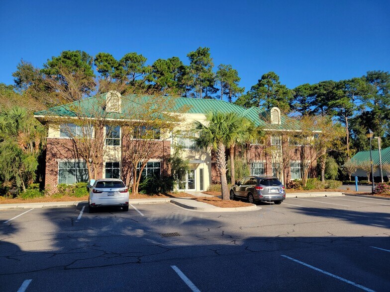 More Photos Of 3 Clark Summit Dr, Bluffton Office For Sale