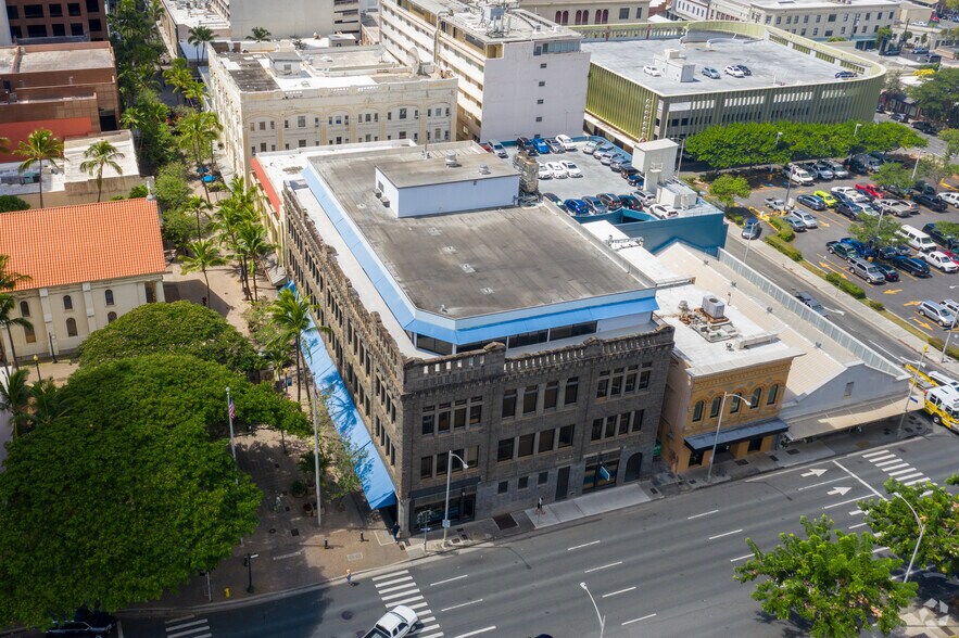 More Photos Of 1188 Fort Street Mall, Honolulu Office For Sale