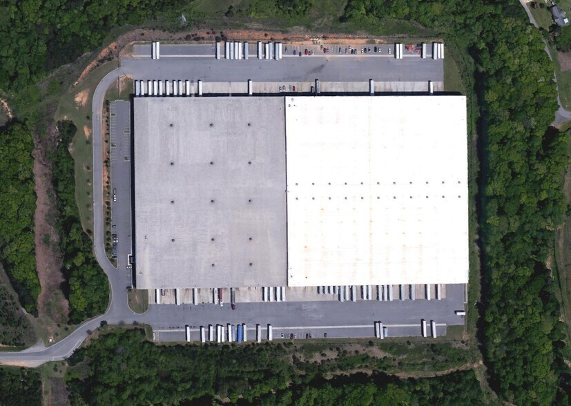 More Photos Of 2203 Sherrill Dr, Statesville Distribution For Lease