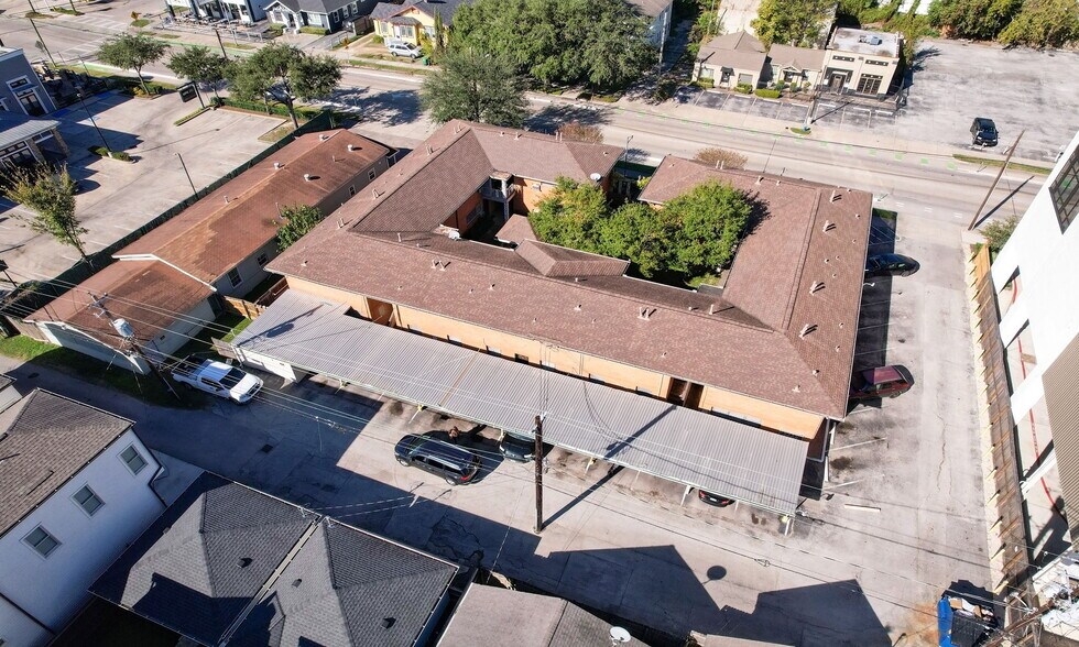 More Photos Of 714-724 E 11th St, Houston Apartments For Sale