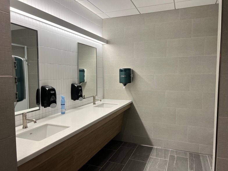 More Photos Of 220 Park Ave S, Saint Cloud Office For Lease