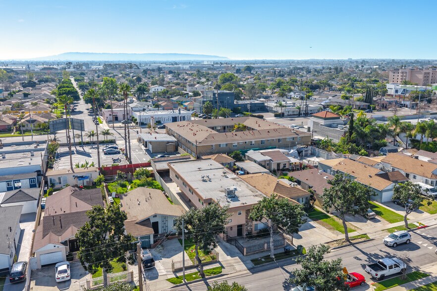 More Photos Of 3508 W 113th St, Inglewood Apartments For Sale