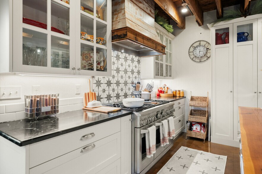 More Photos Of 510 E Main Ave, Chewelah Lodge Meeting Hall For Sale