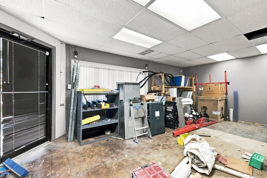 More Photos Of 1069-1077 Millville Ave, Hamilton General Retail For Sale