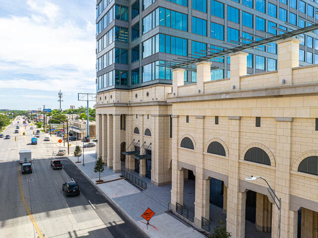 More Photos Of 1900 Broadway St, San Antonio Office For Lease