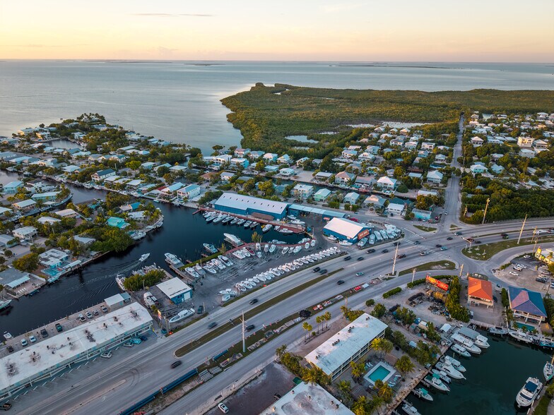 More Photos Of 90400 Overseas Hwy, Tavernier Marina For Sale