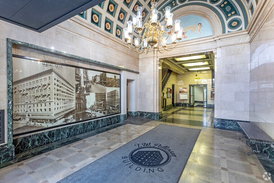 More Photos Of 2014 Tulare St, Fresno Office For Lease