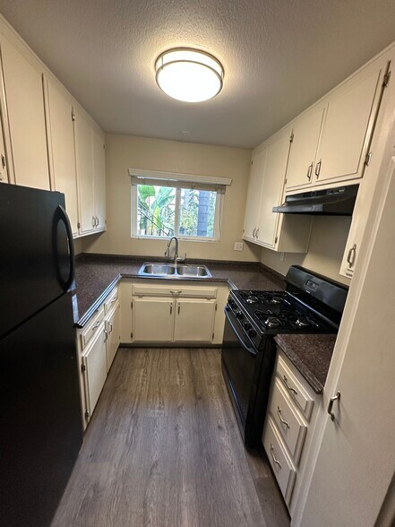 More Photos Of 4240 Felton St, San Diego Apartments For Sale