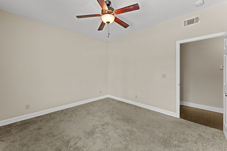 More Photos Of 403 Meador Dr, Tuscaloosa Multifamily For Sale