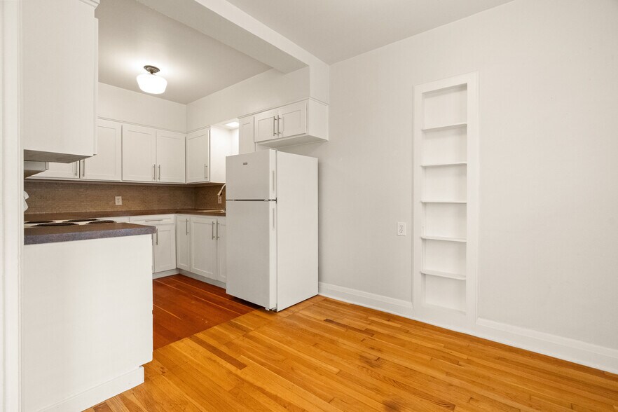 More Photos Of , Portland Multifamily For Sale