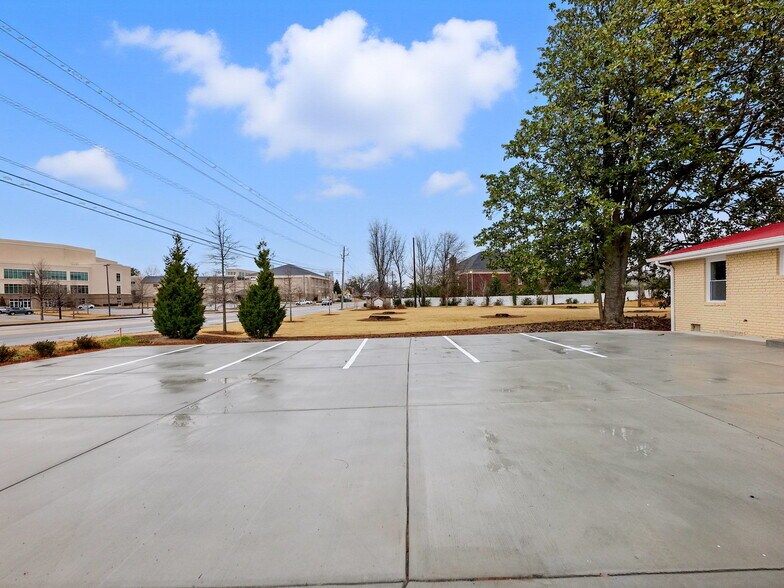 More Photos Of 3473 Atlanta Hwy, Flowery Branch Office For Sale