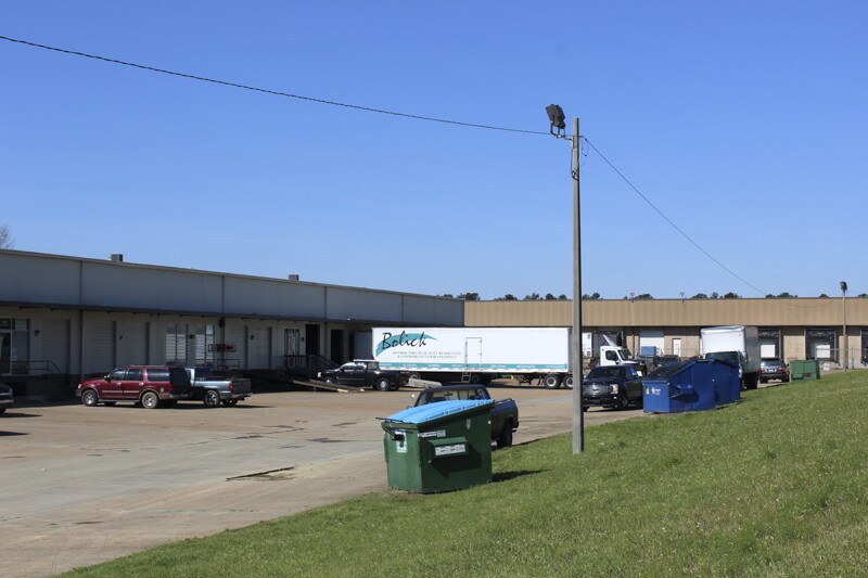 More Photos Of 1355 Boling St, Jackson Warehouse For Lease