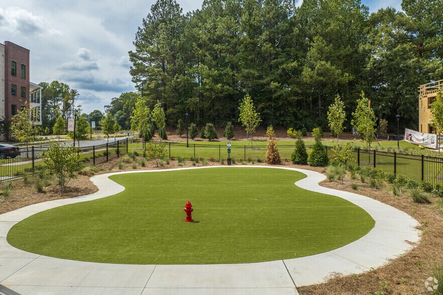 More Photos Of 2652 S Main St, Kennesaw Coworking Space