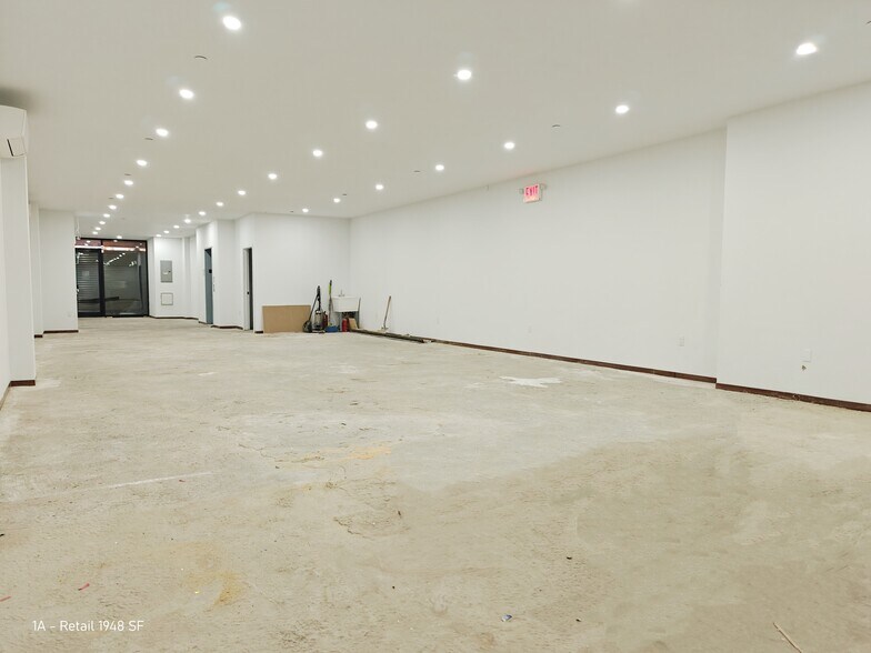 More Photos Of 1546 Broadway, Brooklyn Apartments For Lease