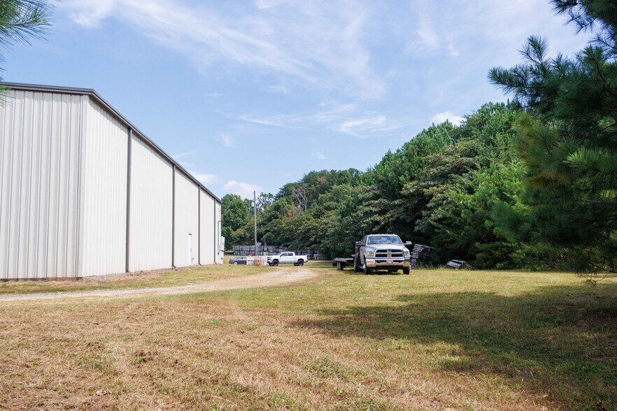 More Photos Of 63 Talona Spur Rd, Ellijay Freestanding For Sale