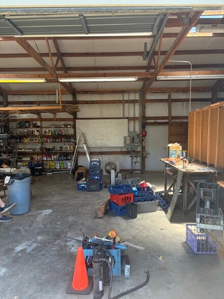 More Photos Of 15 School St, Taylors Warehouse For Lease