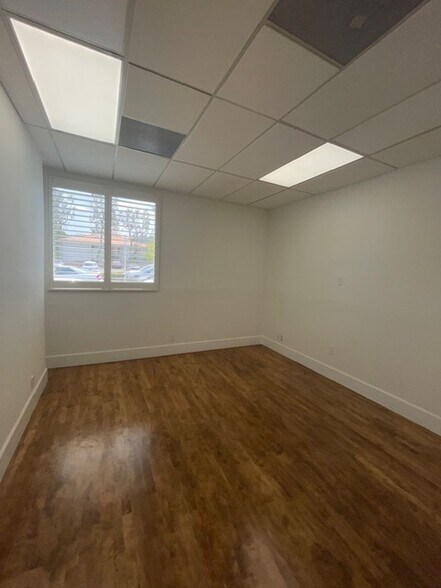 More Photos Of 4768 Park Granada, Calabasas Office For Lease