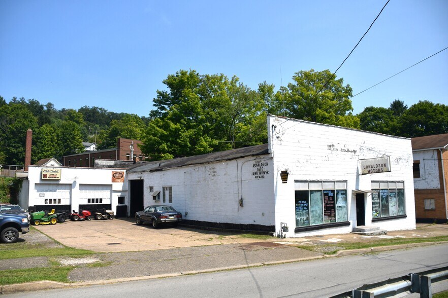 More Photos Of 714 River Ave, Emlenton Warehouse For Sale