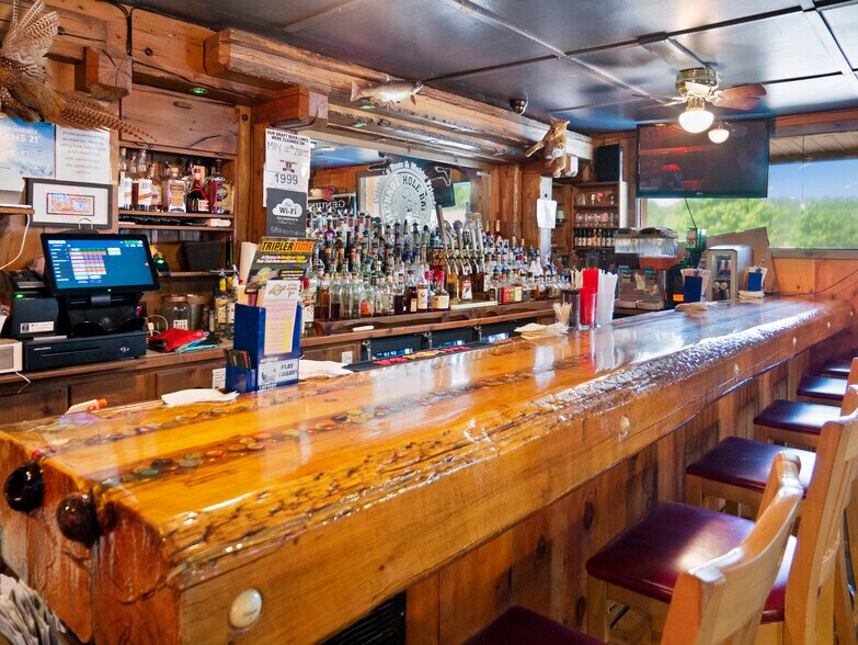More Photos Of 4262 N Abbe Rd, Comins Bar For Sale