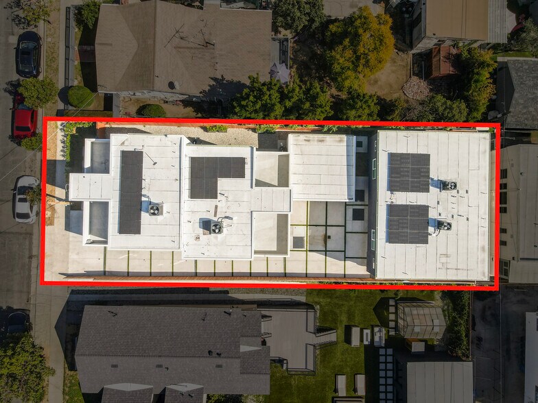 More Photos Of 4126 Clayton Ave, Los Angeles Multifamily For Sale