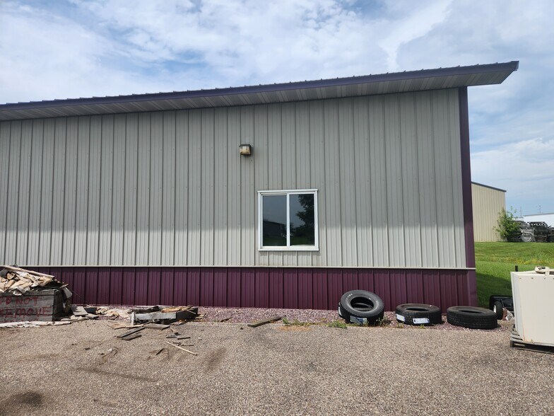 More Photos Of 1215 Fuhrman Dr, Reedsburg Industrial For Sale