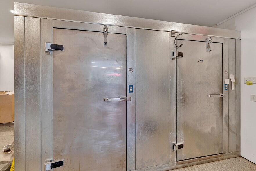 More Photos Of 1908 Old Route 17, Roscoe Restaurant For Sale