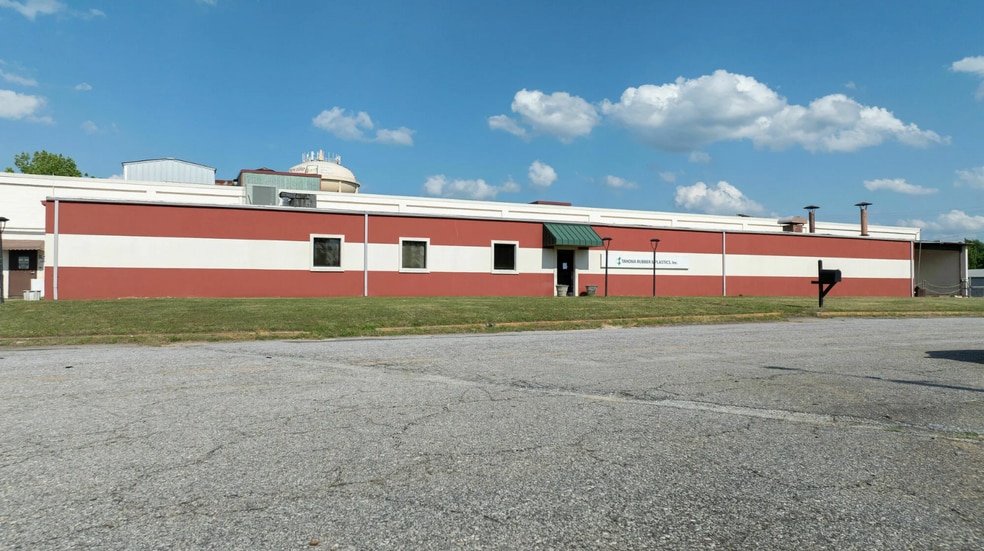 More Photos Of 584 Highway 28 S, Abbeville Warehouse For Lease
