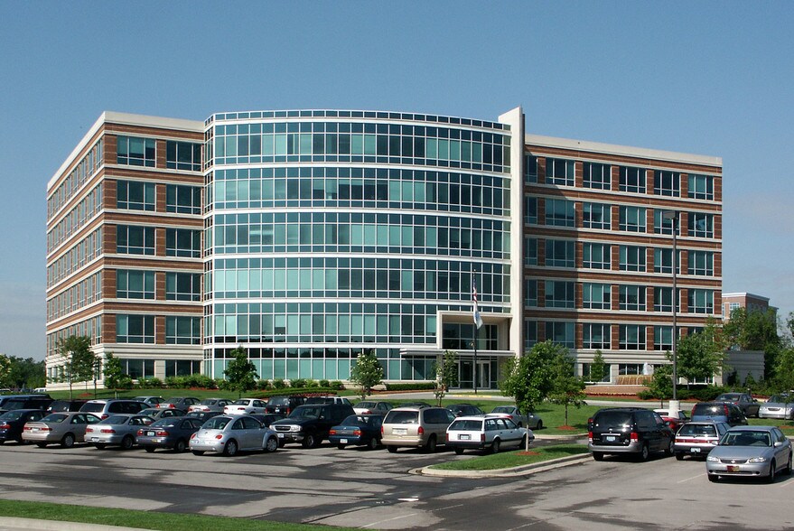 More Photos Of 11400 Tomahawk Creek Pky, Leawood Office For Lease