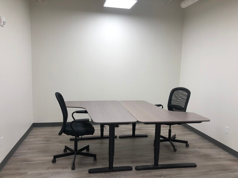 More Photos Of 7490 N 36th St, Pinellas Park Loft Creative Space For Lease