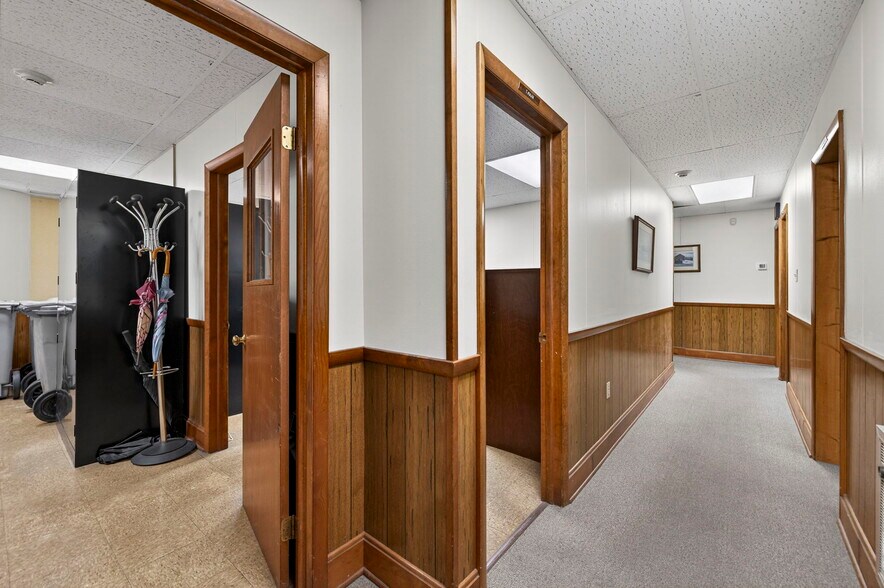 More Photos Of 314 N Braddock St, Winchester Office For Sale
