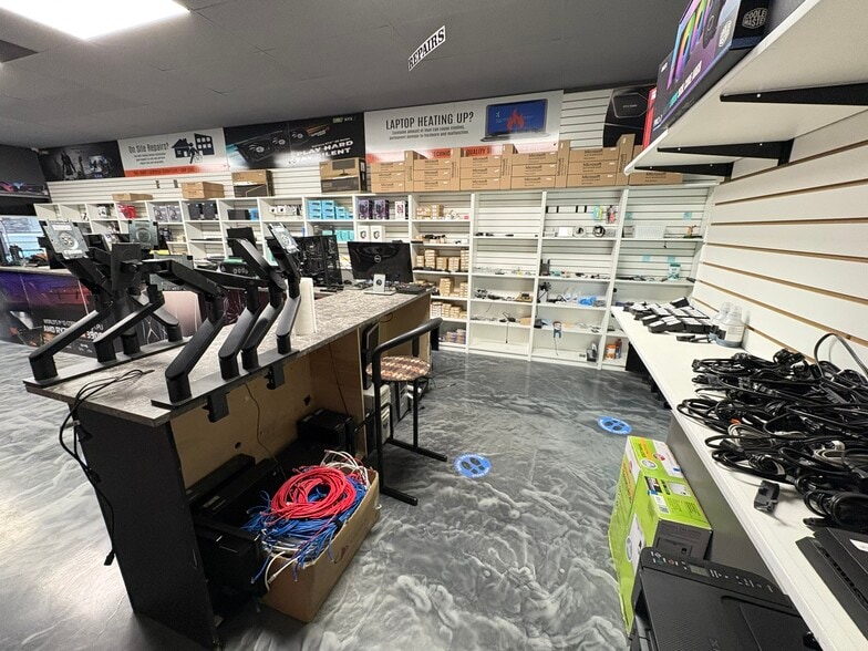 More Photos Of 10233 Elbow Dr SW, Calgary Unknown For Lease