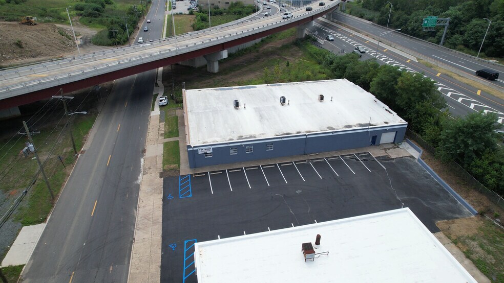 More Photos Of 717 Creek Rd, Bellmawr Manufacturing For Lease