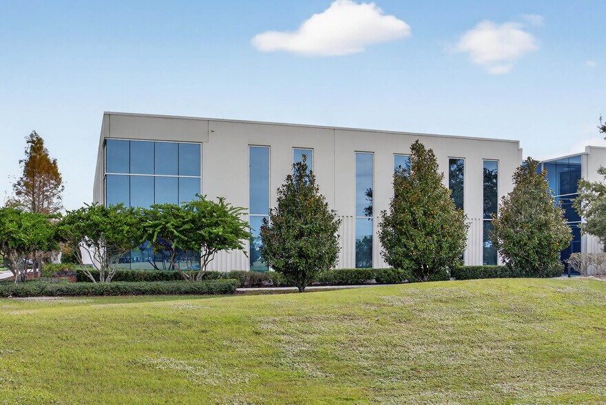 More Photos Of 9395 S John Young Pky, Orlando Office For Lease