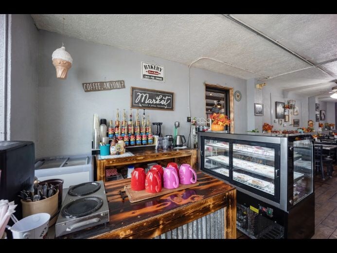 More Photos Of 213 Grand Ave, Cheraw Restaurant For Sale