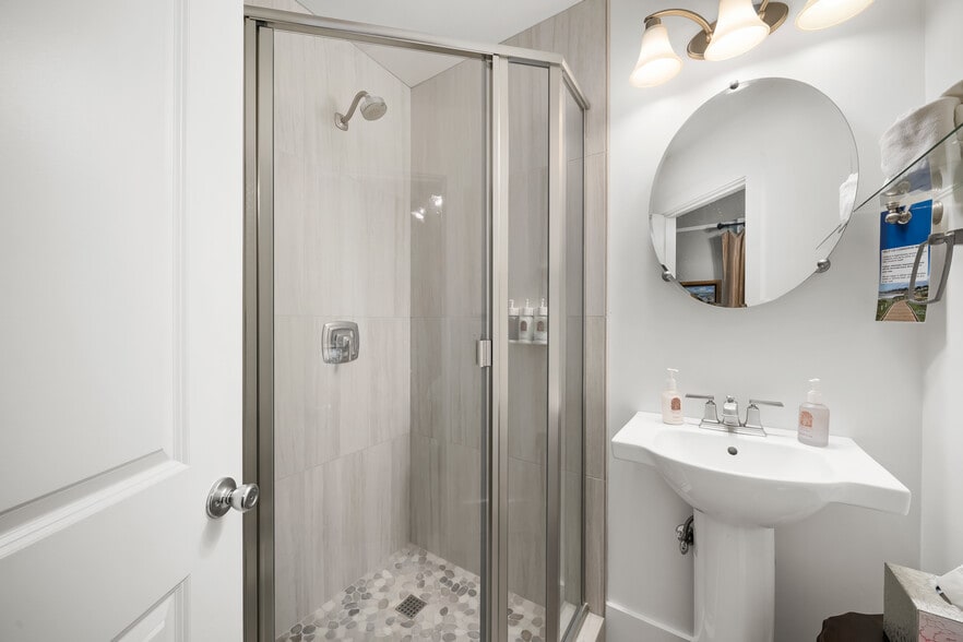 More Photos Of 2476 Main St, Cambria Hospitality For Sale