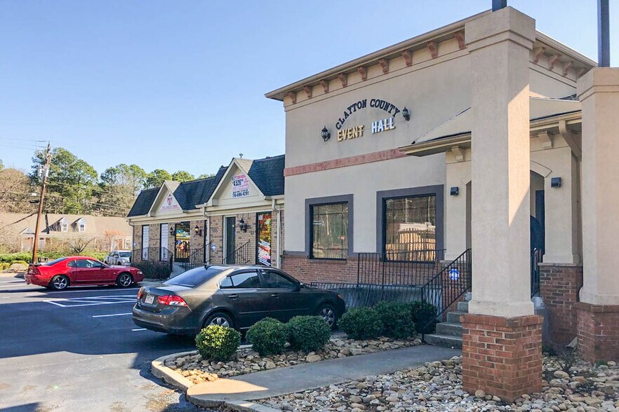 More Photos Of 188 Upper Riverdale Rd, Jonesboro Storefront Retail Office For Lease