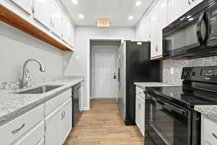 More Photos Of 5755 Courthouse Rd, Spotsylvania Office Residential For Sale