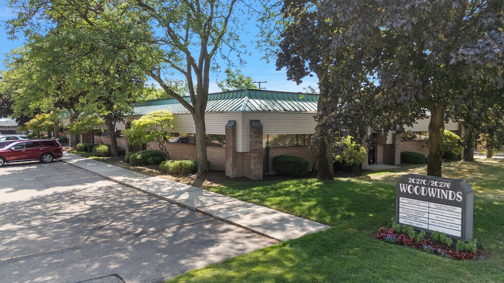 Primary Photo Of 20270-20276 Middlebelt Rd, Livonia Office For Sale