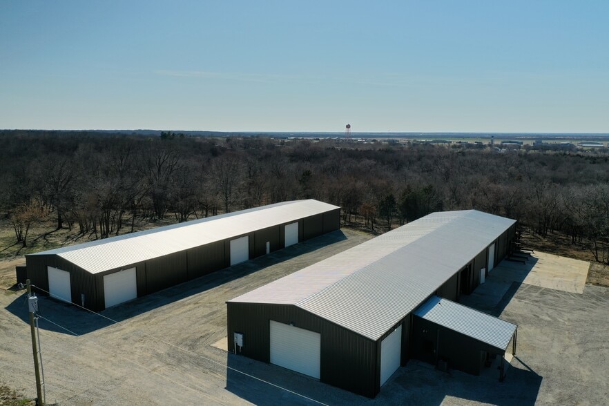 More Photos Of 6585 FM 1417, Denison Warehouse For Sale