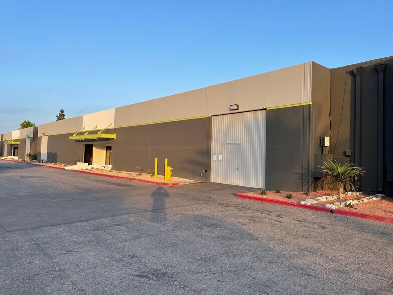 More Photos Of 1049 S Melrose St, Placentia Warehouse For Lease
