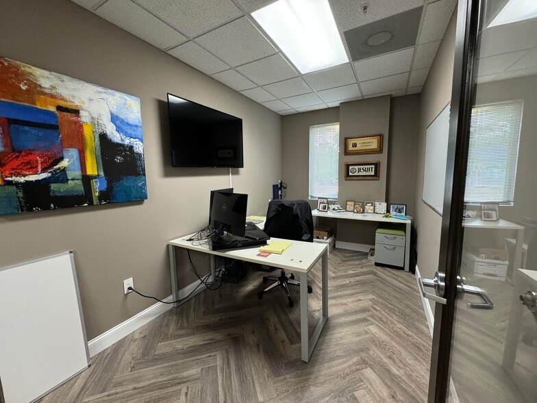 More Photos Of 202 S Rome Ave, Tampa Office For Lease