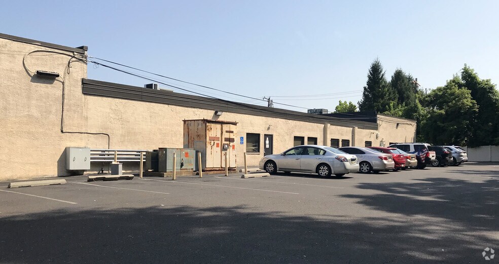 More Photos Of 2755 Philmont Ave, Huntingdon Valley Medical For Lease