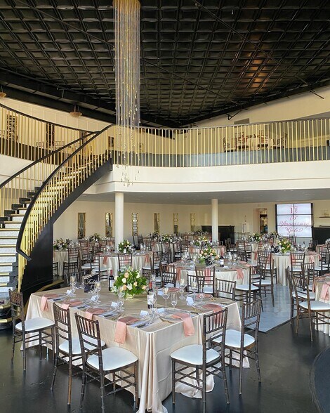 More Photos Of 833 10th St, Modesto Storefront Retail Office For Sale