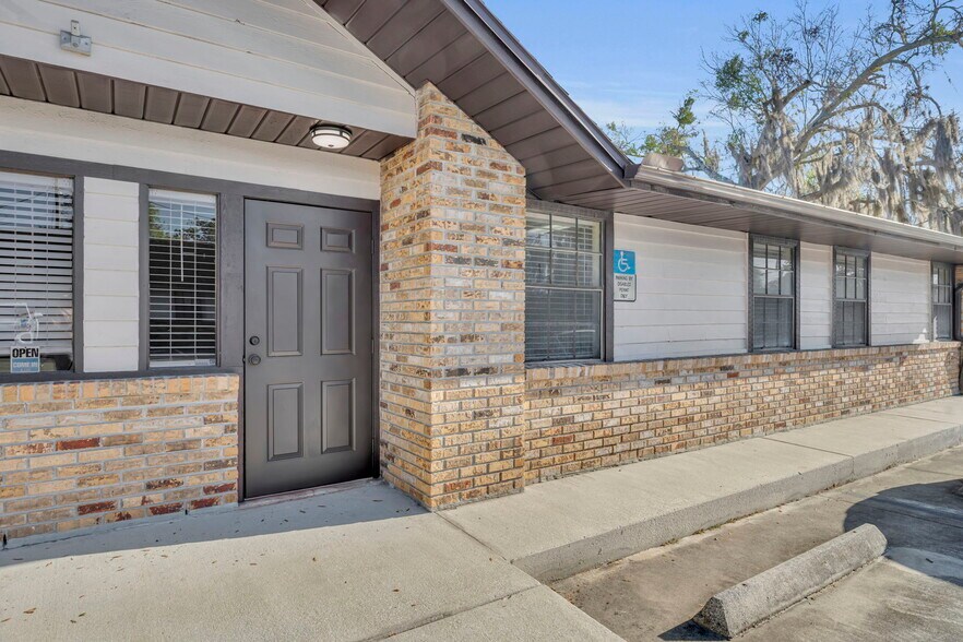 More Photos Of 420 Lake Howell Rd, Maitland Office For Lease