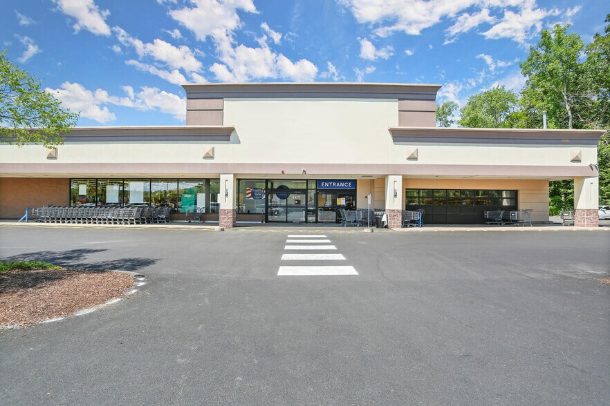 More Photos Of 136 Berlin Rd, Cromwell Unknown For Lease