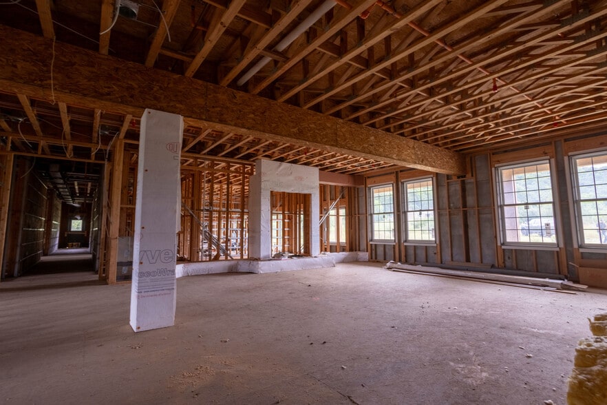 More Photos Of 1207 Flohrs Church Rd, Biglerville Hospitality For Sale